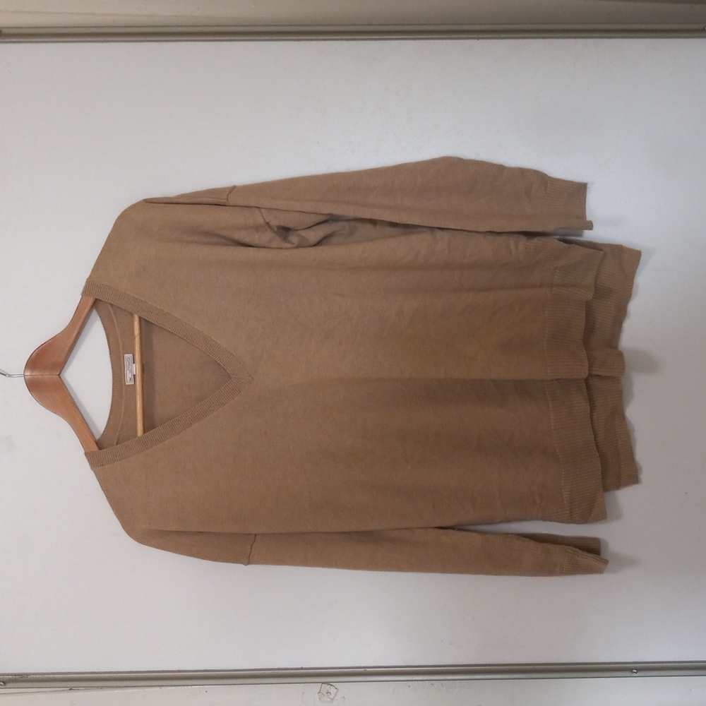 Gap Sweater